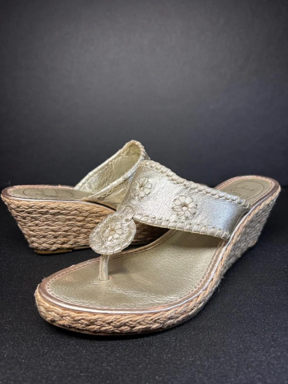 Jack Rogers Champagne Leather Espadrille Wedge Sandals Size 7 Thong Slide Heels